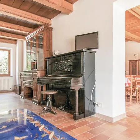 Strada Dei Condotti * Pésaro