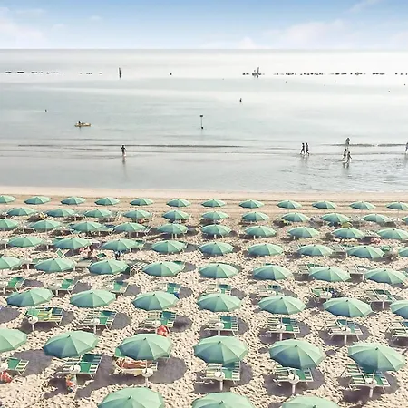 Strada Dei Condotti *